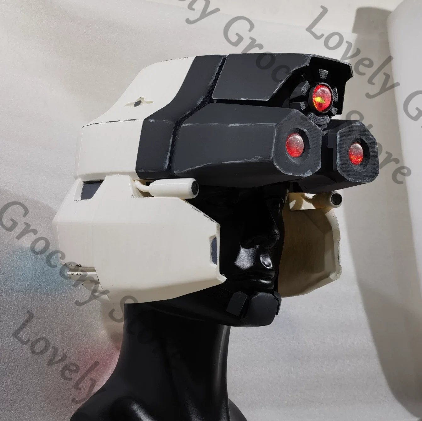 Anime Cloud Strife Cosplay Car - مراجعة Cosplay Prop Kit وسعره