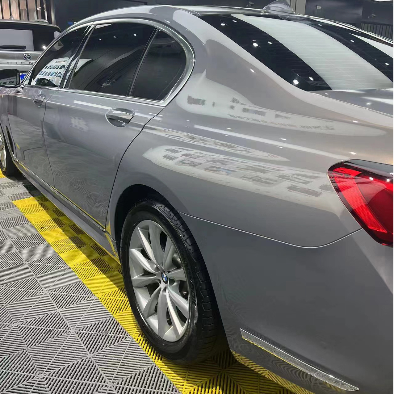 PET Backing Paint Protection S - مراجعة Metallic Spray Paint وسعره