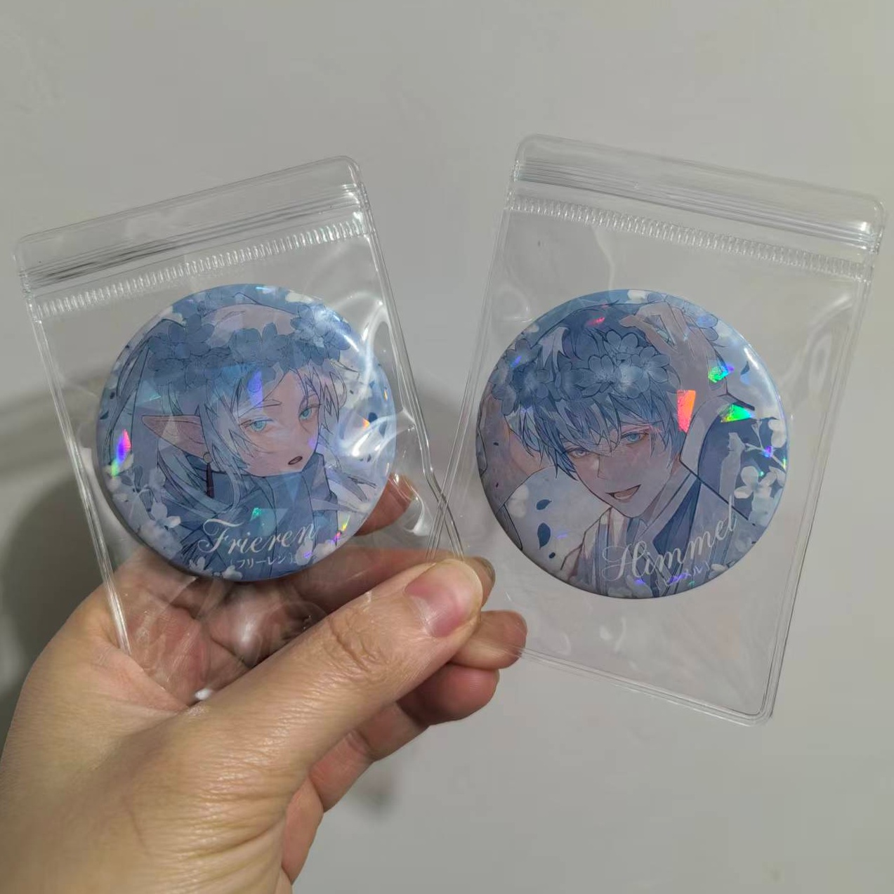 Anime Frieren Himmel Badge Car - مراجعة Frieren Cosplay Prop وسعره