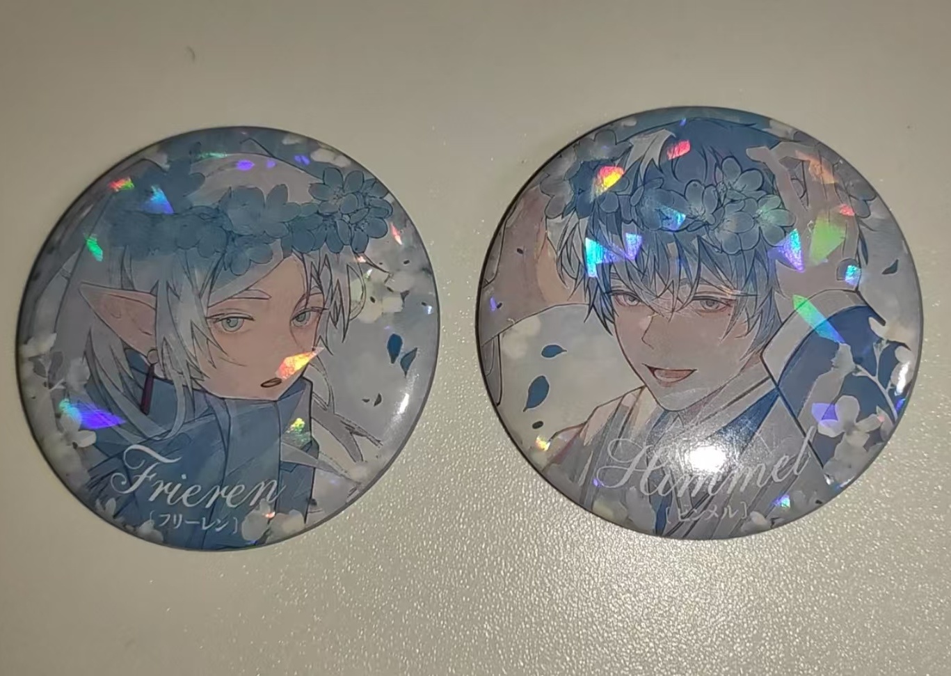 Anime Frieren Himmel Badge Car - مراجعة Frieren Cosplay Prop وسعره