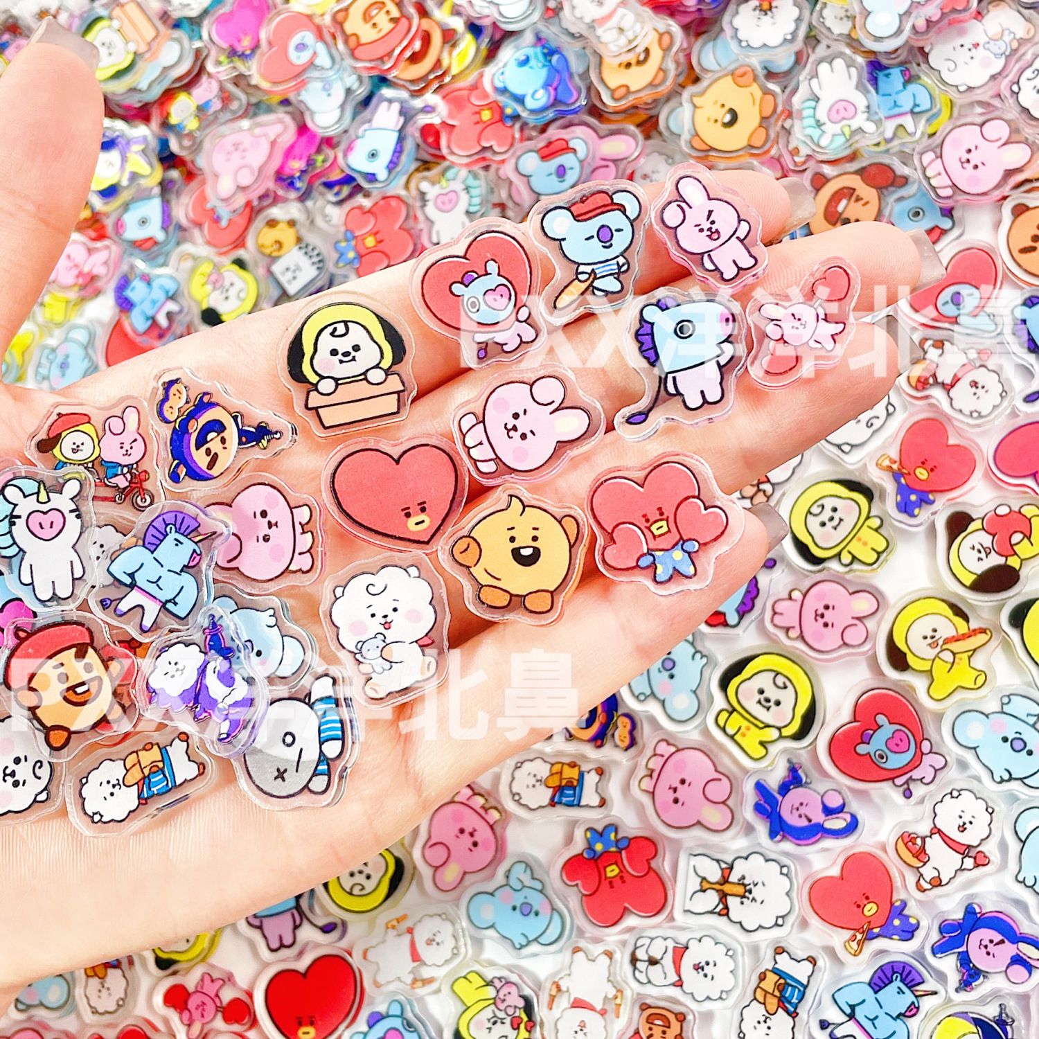 100pcs BT21 BTS single-layer 2 - مراجعة Acrylic Cosplay Prop وسعره